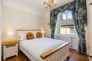 Photo 21- click for photo gallery